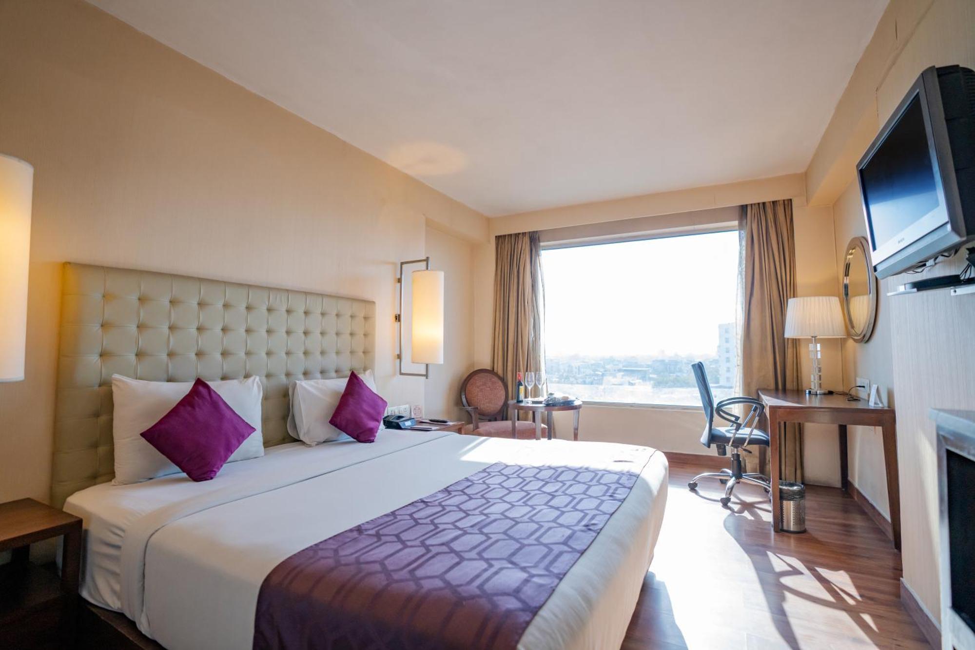 Royal Orchid Central Jaipur, Bani Park Exterior foto